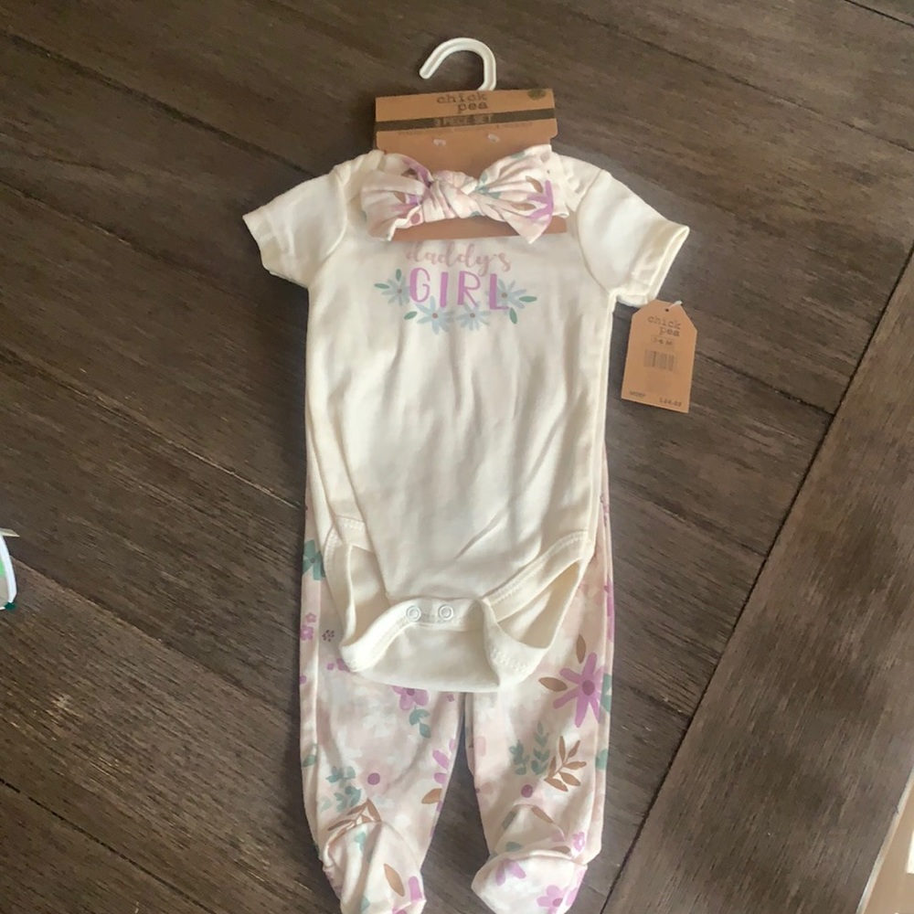 Baby girl “daddy’s girl” 3 piece set